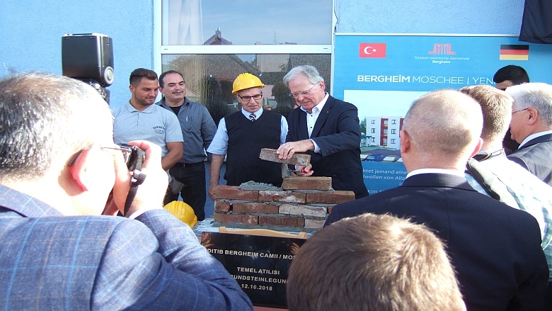 Bergheim ist nicht Köln - Neubau der Türkischen Moschee in Quadrath-Ichendorf